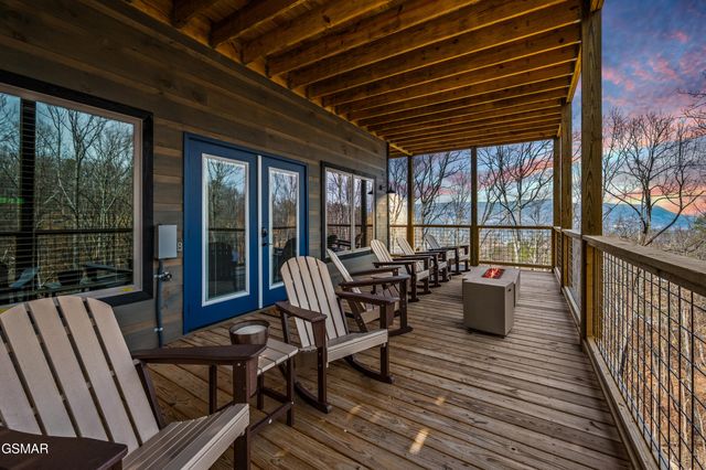 2247 Headrick Lead, Sevierville, TN 37862