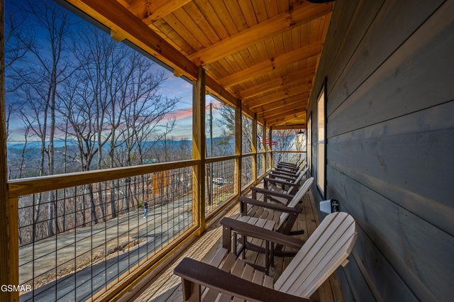 2247 Headrick Lead, Sevierville, TN 37862