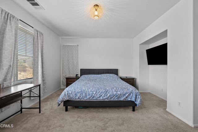 2728 Hornbeam Road, Palmdale, CA 93551