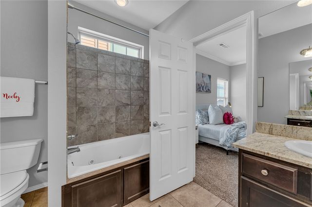 632 N Longfellow Lane, Fayetteville, AR 72704