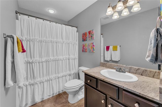 632 N Longfellow Lane, Fayetteville, AR 72704