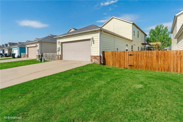 632 N Longfellow Lane, Fayetteville, AR 72704