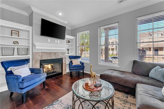 632 N Longfellow Lane, Fayetteville, AR 72704