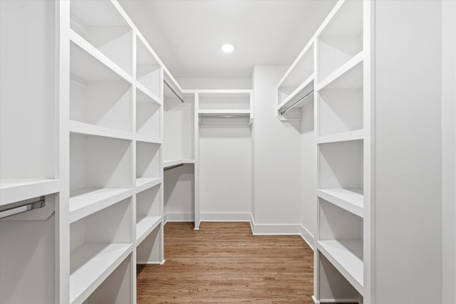 283 Lake Terrace Dr, Hendersonville, TN 37075