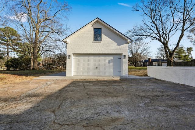 283 Lake Terrace Dr, Hendersonville, TN 37075