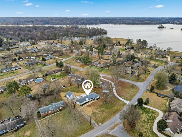 283 Lake Terrace Dr, Hendersonville, TN 37075