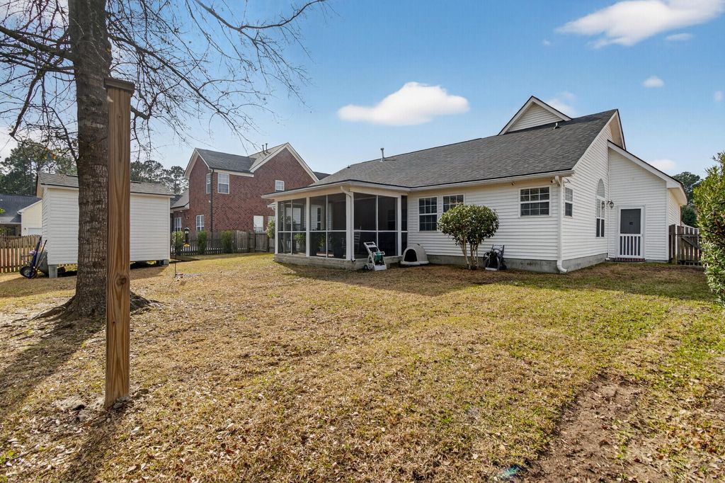 Image 35 of property listing at 102 Torrey Pines Drive, Summerville, SC 29483