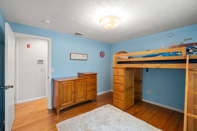 94 Mayfair Dr, Westwood, MA 02090
