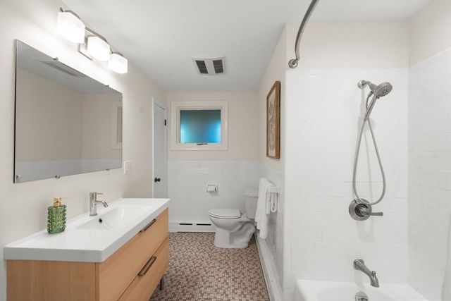 94 Mayfair Dr, Westwood, MA 02090