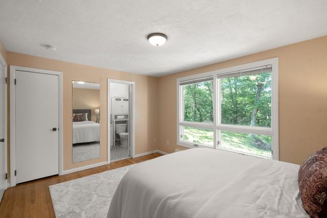 94 Mayfair Dr, Westwood, MA 02090