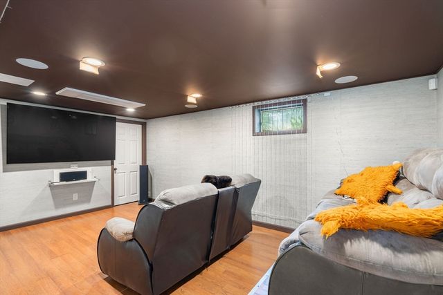 94 Mayfair Dr, Westwood, MA 02090