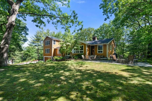 94 Mayfair Dr, Westwood, MA 02090