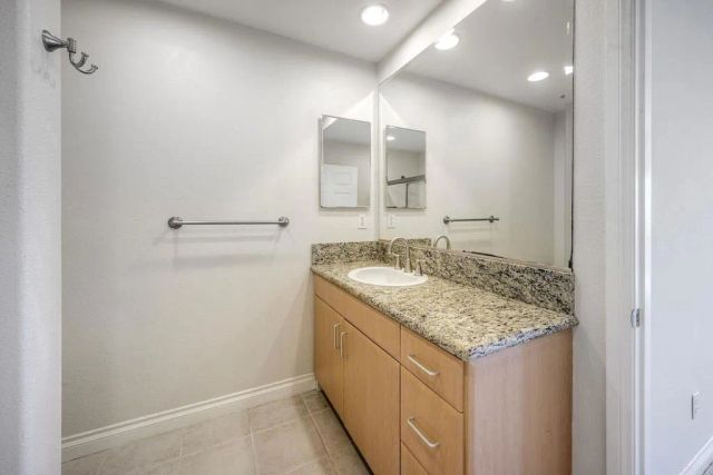 314 N Nevada St, Oceanside, CA 92054