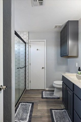 103 SE Churchill Way, Lawton, OK 73501