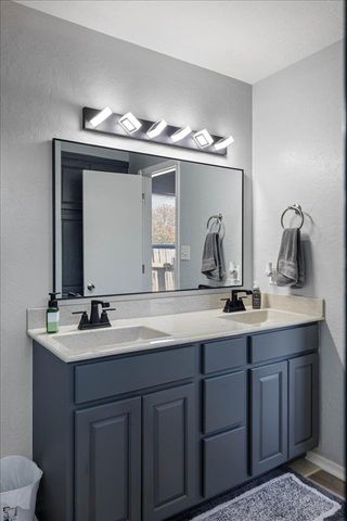 103 SE Churchill Way, Lawton, OK 73501