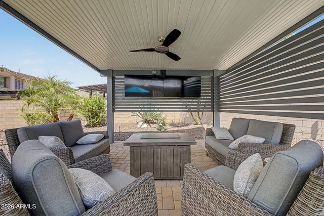 13091 W CHUCKS Avenue, Peoria, AZ 85383