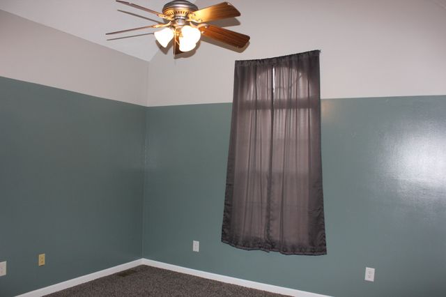 1543 Joanne Cir, Lewisburg, TN 37091