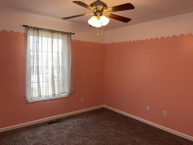 1543 Joanne Cir, Lewisburg, TN 37091