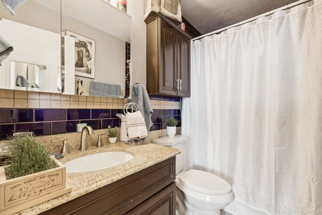 6171 N Sheridan Road 2601, Chicago, IL 60660