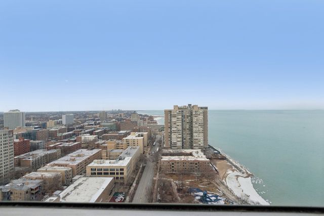 6171 N Sheridan Road 2601, Chicago, IL 60660