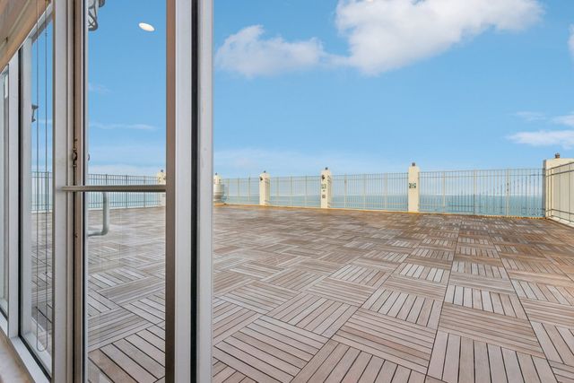 6171 N Sheridan Road 2601, Chicago, IL 60660