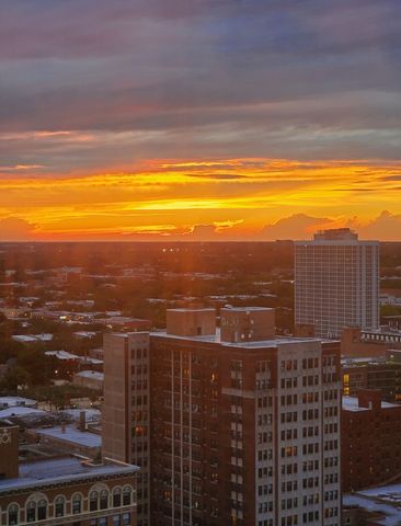 6171 N Sheridan Road 2601, Chicago, IL 60660