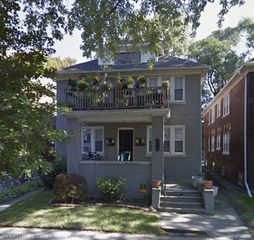 862 Nottingham 2s, Grosse Pointe Park, MI 48230