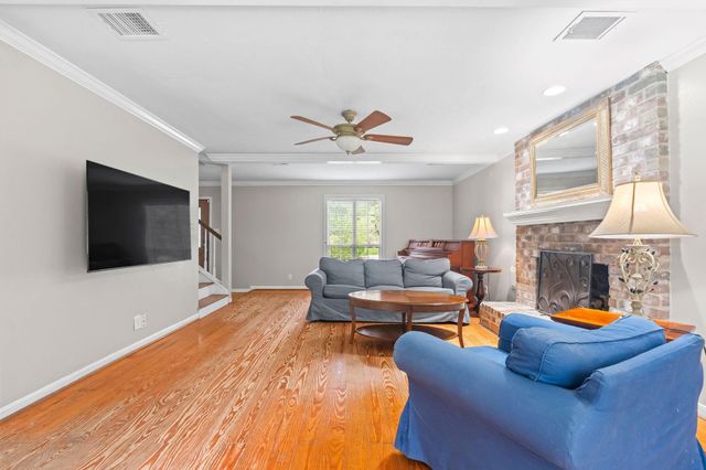 1906 Foxtail Place, The Woodlands, TX 77380
