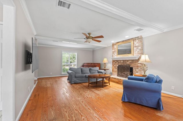 1906 Foxtail Place, The Woodlands, TX 77380