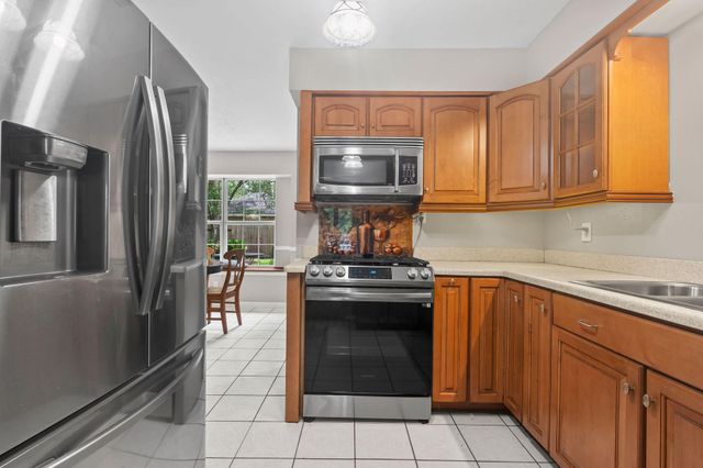1906 Foxtail Place, The Woodlands, TX 77380