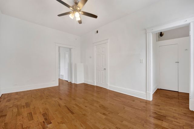 2702 W 24th Place CH2, Chicago, IL 60608