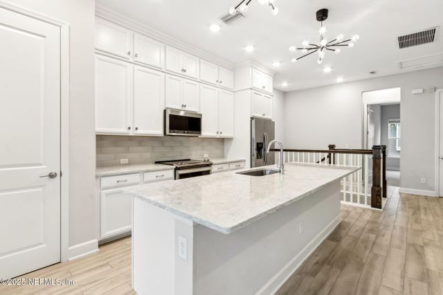 11484 GULLY Court, Jacksonville, FL 32256