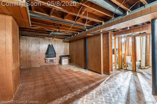 2461 Pingree Avenue, Lincoln Park, MI 48146
