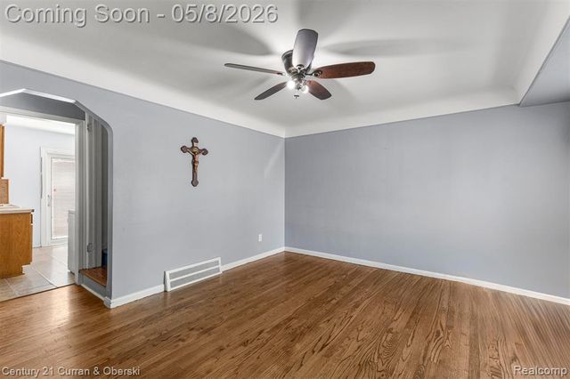 2461 Pingree Avenue, Lincoln Park, MI 48146