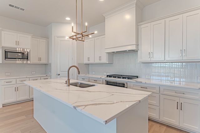 2136 Village Walk Place, Aledo, TX 76008