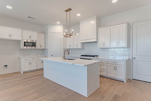 2136 Village Walk Place, Aledo, TX 76008