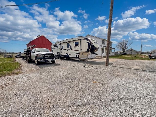 4412 Waterloo Road, Waterloo, IL 62298