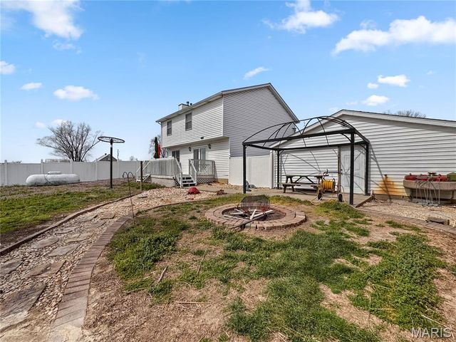 4412 Waterloo Road, Waterloo, IL 62298