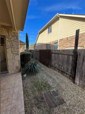 2443 Salorn WAY, Round Rock, TX 78681