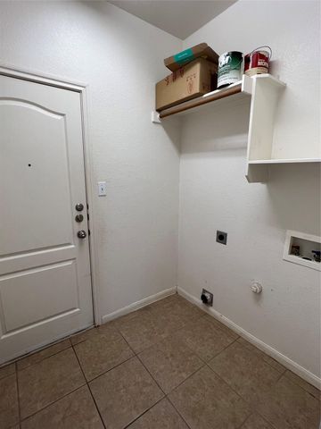 2443 Salorn WAY, Round Rock, TX 78681