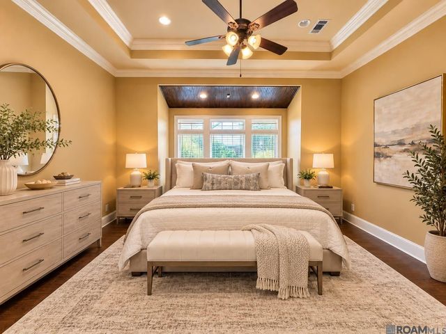 7242 Pirie Dr, Denham Springs, LA 70726