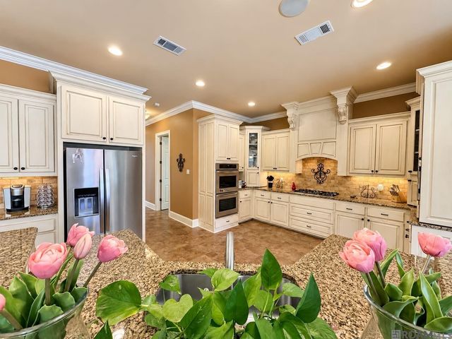 7242 Pirie Dr, Denham Springs, LA 70726
