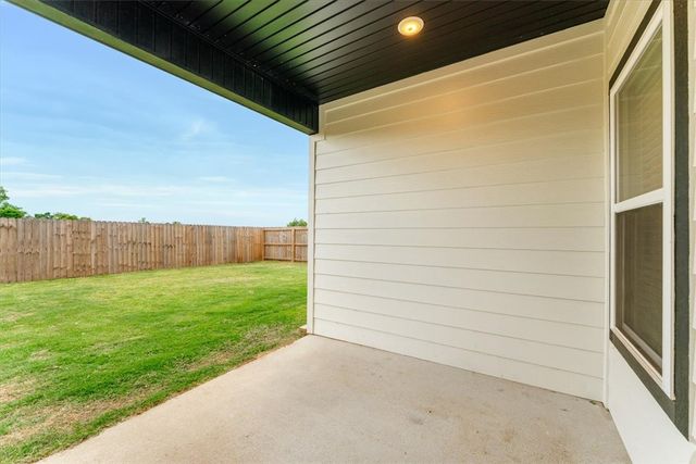 1401 SW Poigai, Bentonville, AR 72713