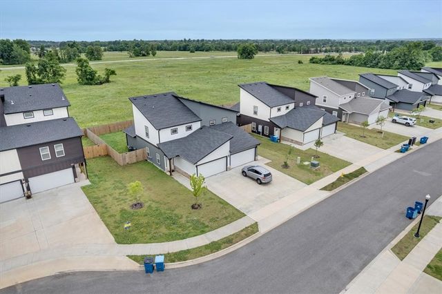 1401 SW Poigai, Bentonville, AR 72713