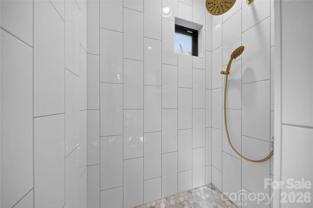 1721 Merry Oaks Road, Charlotte, NC 28205