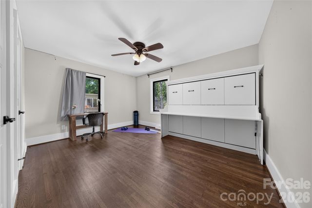 1721 Merry Oaks Road, Charlotte, NC 28205
