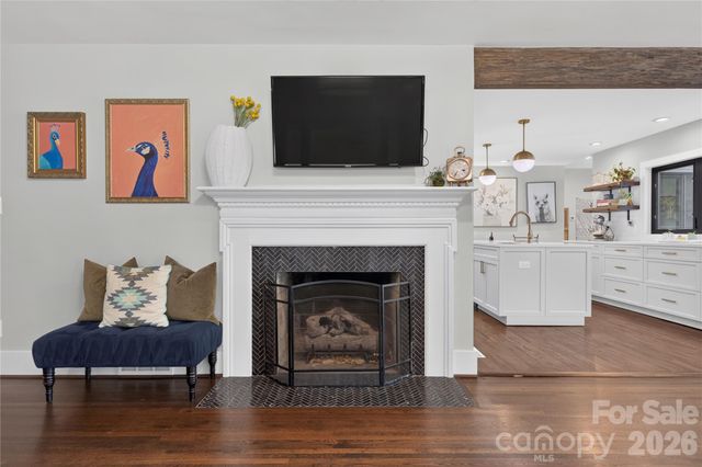 1721 Merry Oaks Road, Charlotte, NC 28205