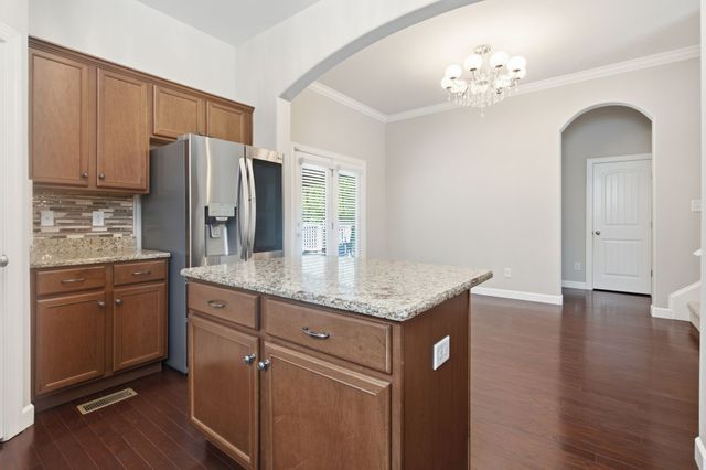 1736 Haleys Hope Ct, Nashville, TN 37209