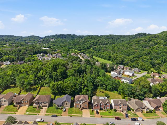 1736 Haleys Hope Ct, Nashville, TN 37209