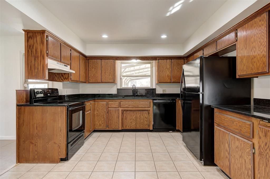 2532 NW 38th Street, Oklahoma City, OK 73112